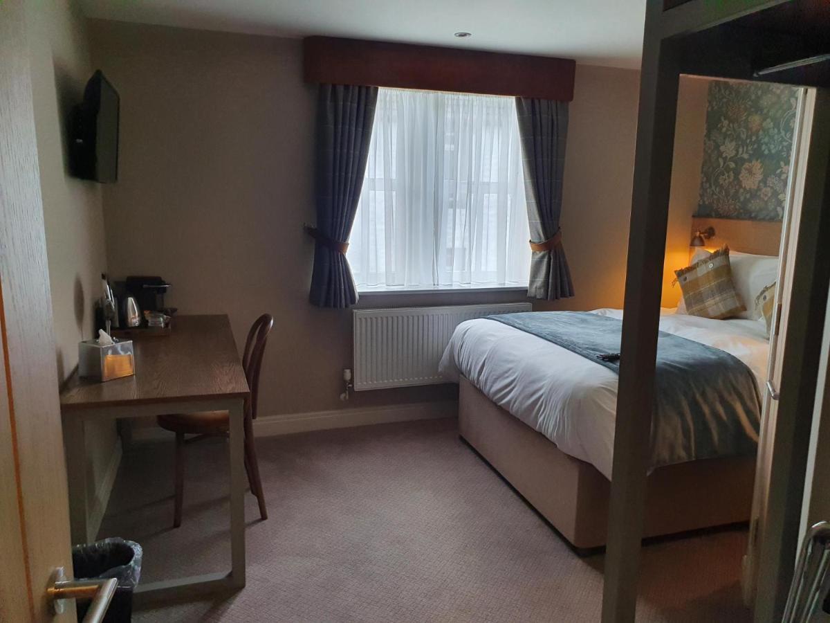 Hotel Old Swan Gargrave Esterno foto