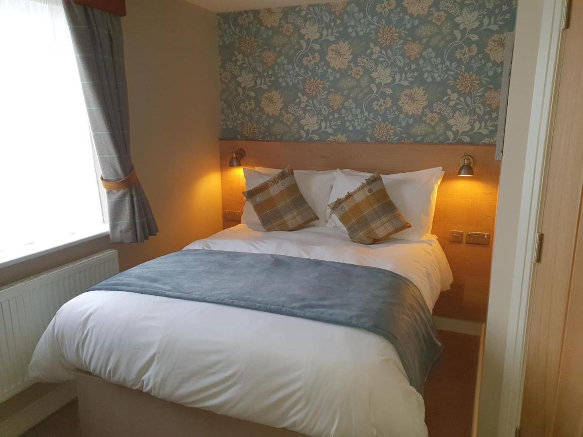 Hotel Old Swan Gargrave Esterno foto